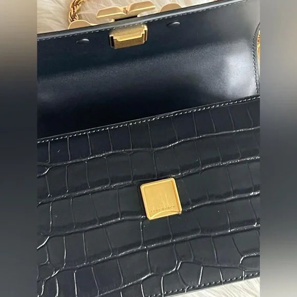 💰SOLD - 77044 - Tory Burch Eleanor Embossed Small Convertible Shoulder Bag - Picture 8 of 14